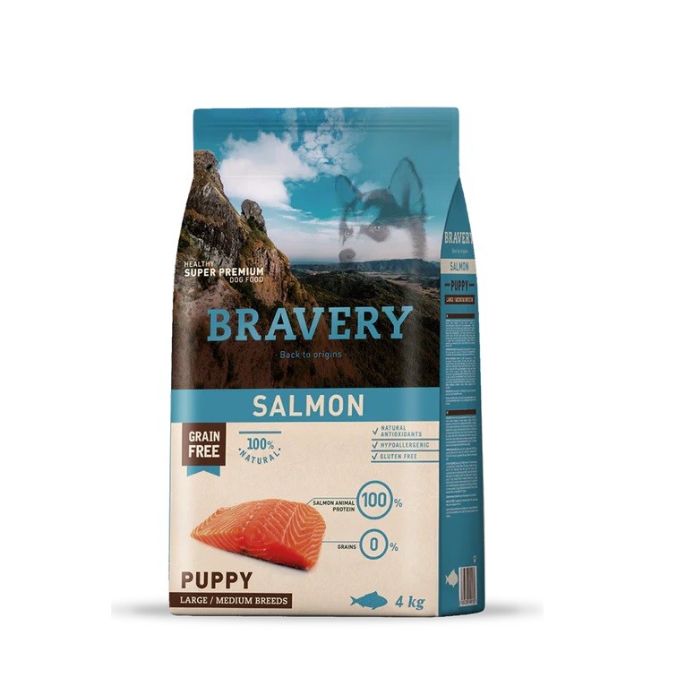 BRAVERY CACHORRO MEDIANO SALMON 12 KG